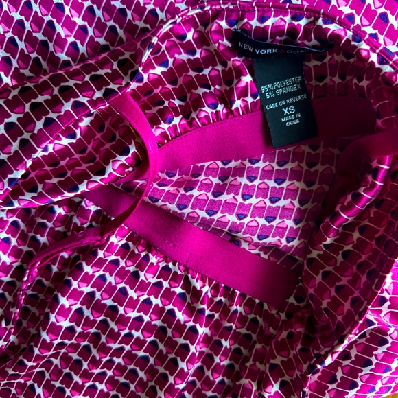 Turquoise & Magenta Colorful Tank Tops XS - Picture 8 of 8